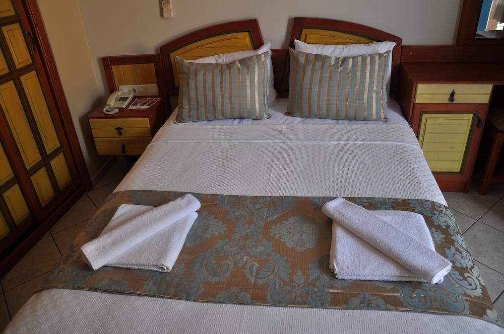 Bellevue Hotel Ölüdeniz Esterno foto